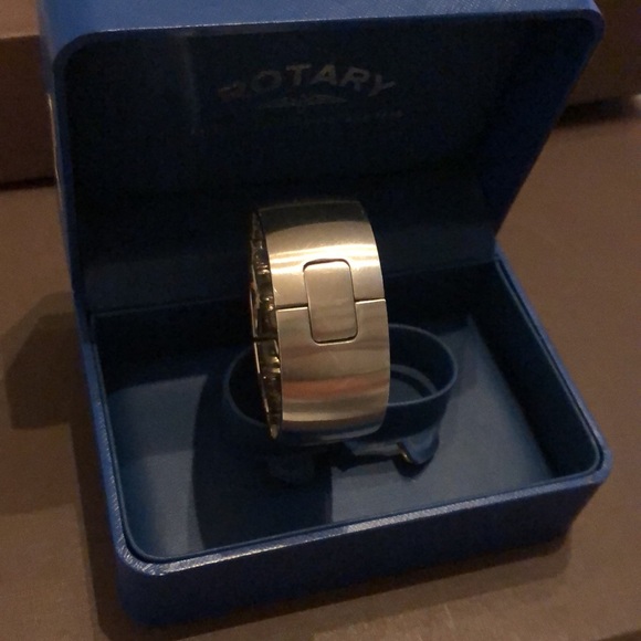 Rotary Silver Bracelet Watch - Picture 3 of 6